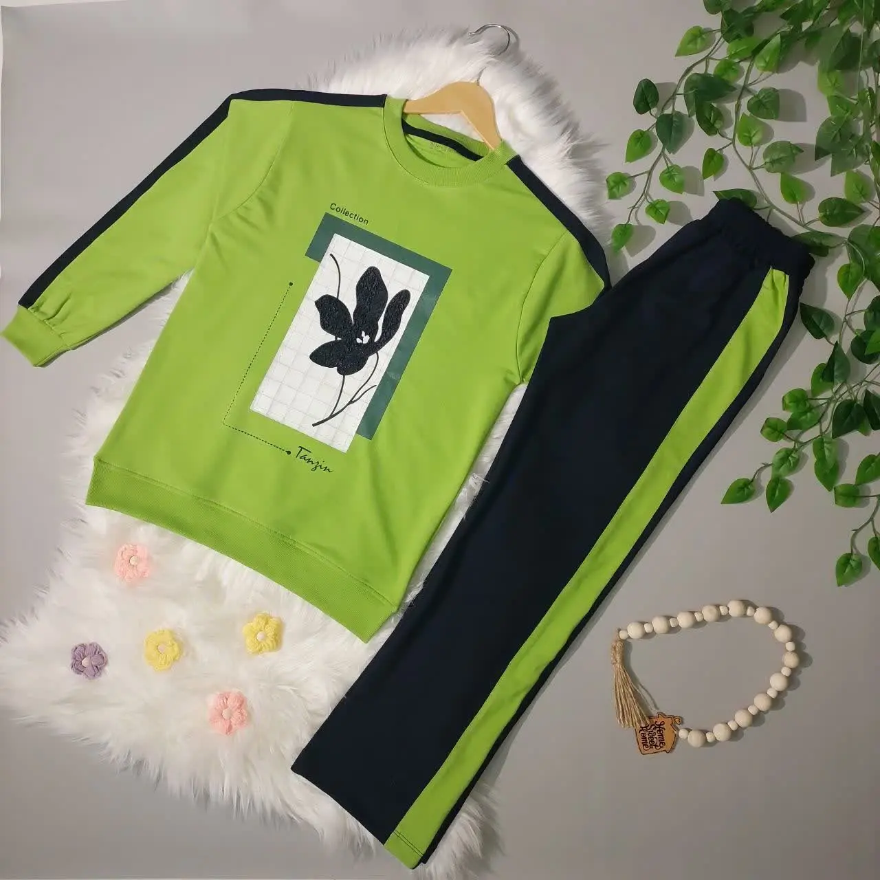 دقت کردین خود شلوارش بصورت...