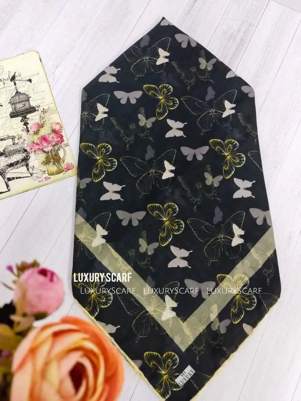 روسری نخی دخترانه 
