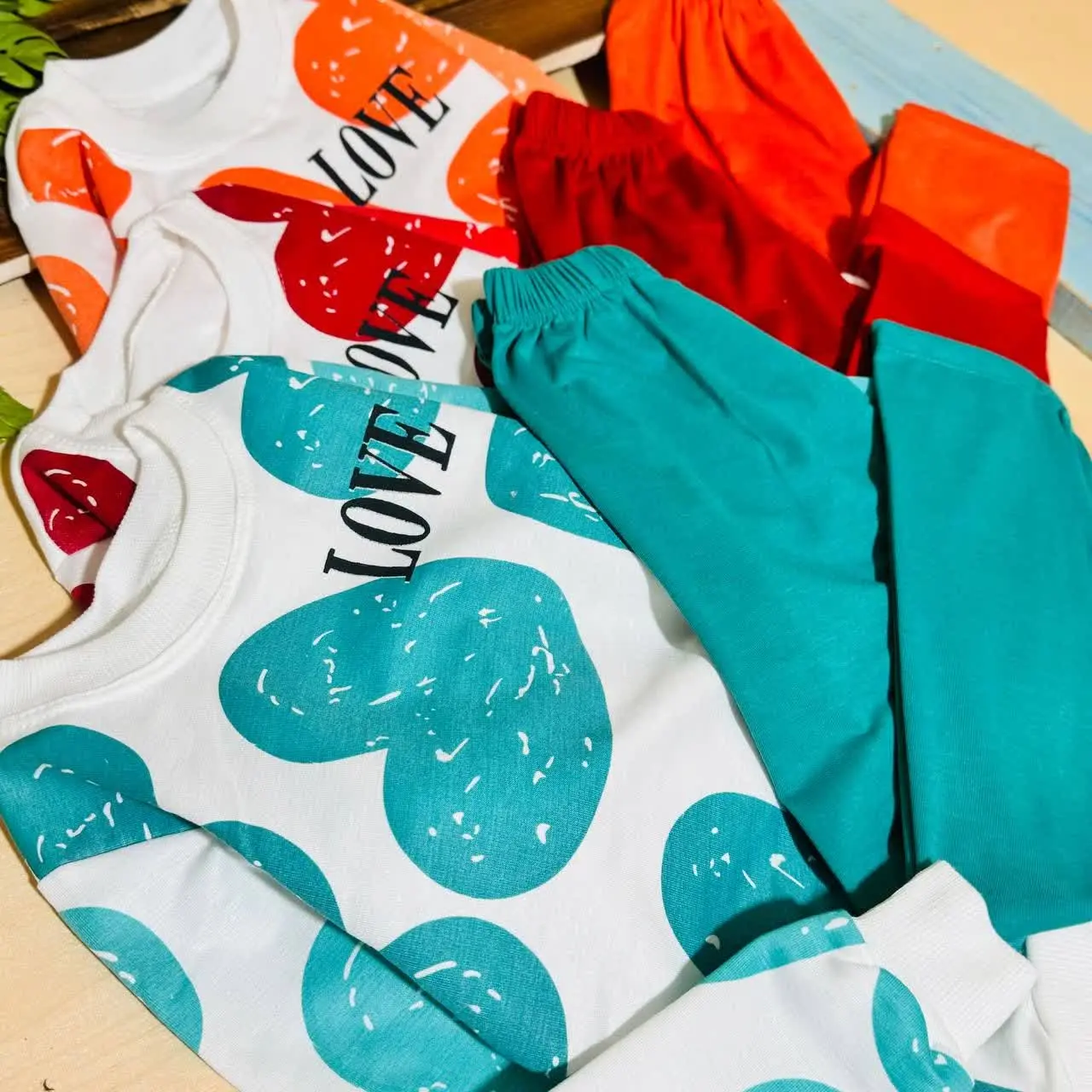 🪀نام محصول: ست بلوز شلوووارر قلبی
