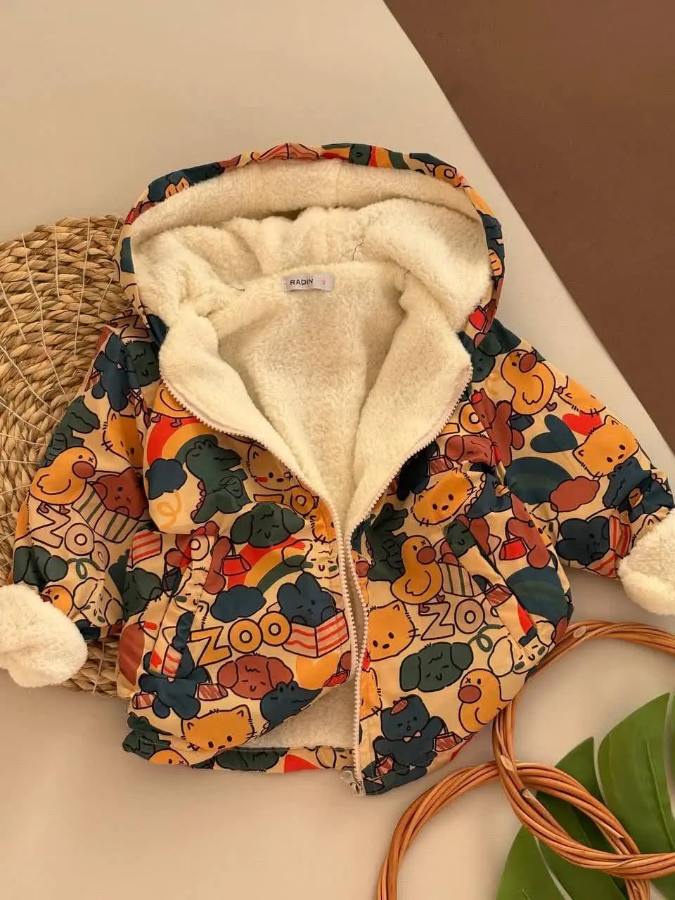 گرم و نرم پر از عشق😍