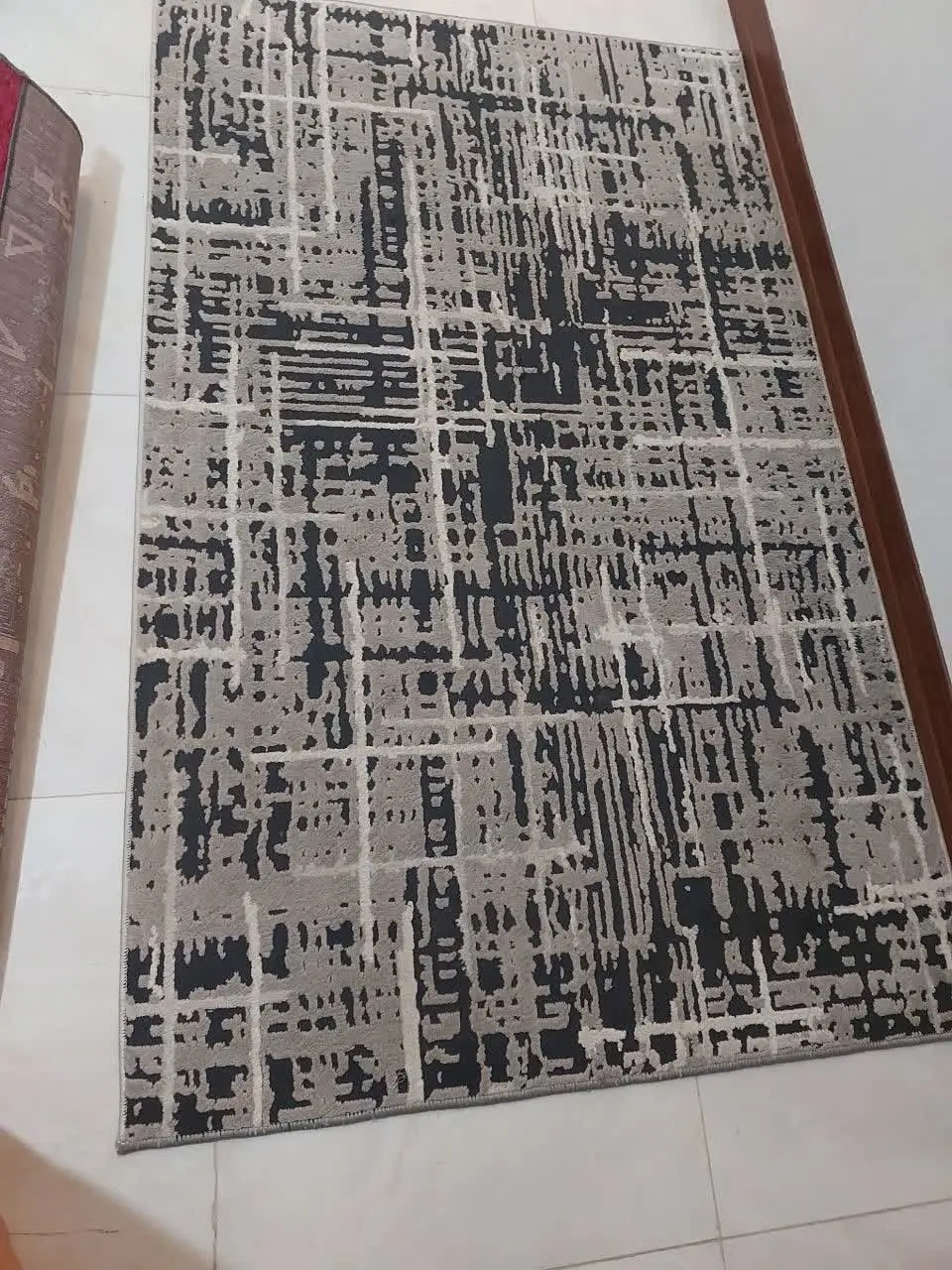 فرش کرم مشکی کاملا سالم درح...