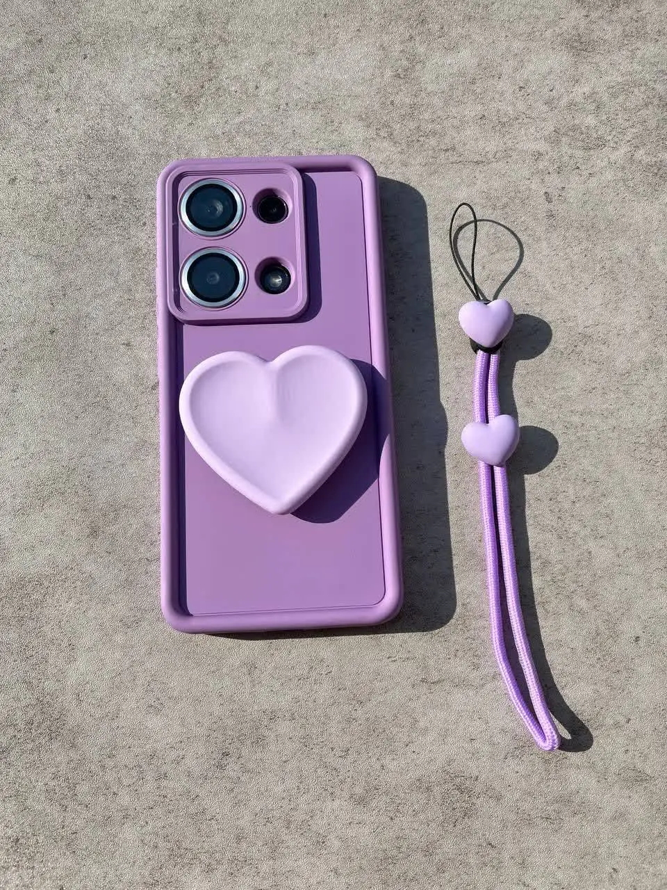 📱مدل قاب: قاب سولید رنگی با پاپ سوکت قلبی و آویز ست مخصوص انواع #سامسونگ #شیائومی و #آیفون
