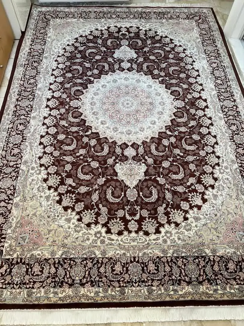 یک جفت (دوتخته) فرش ماشینی ۹ متری برند فرش فرهی
