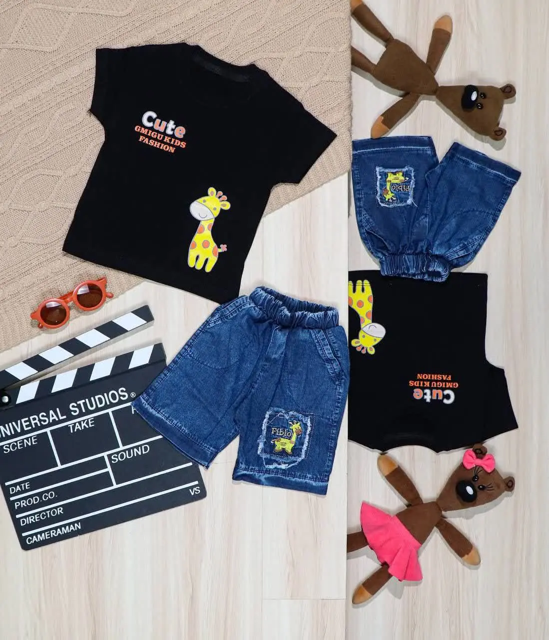 👫تیشرت مشکی و شلوارک جین چاپ زرافه👫
