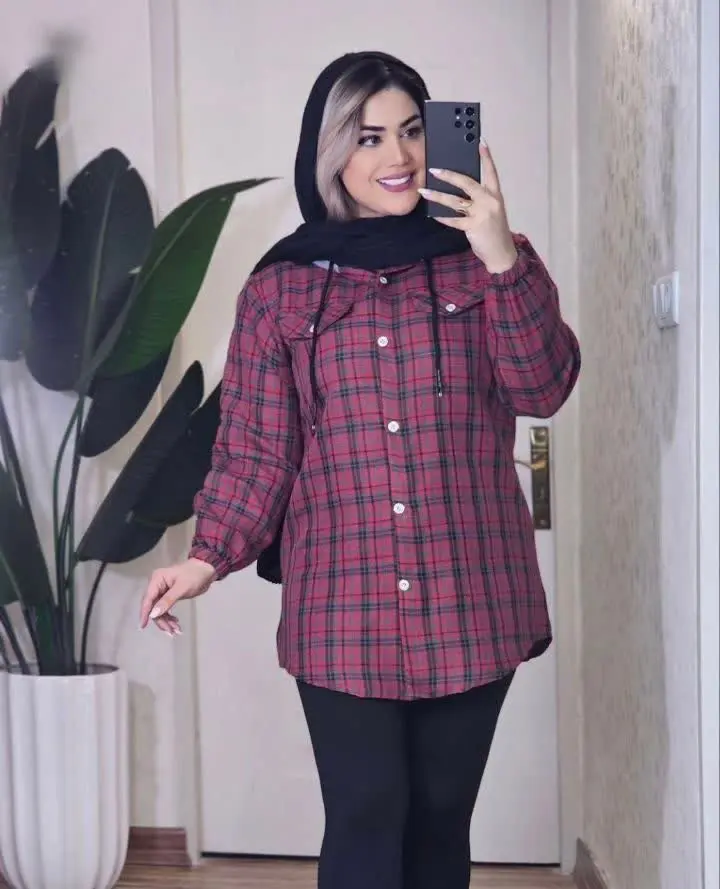 نام: مانتو چهارخونه کلاه ملانژ 
