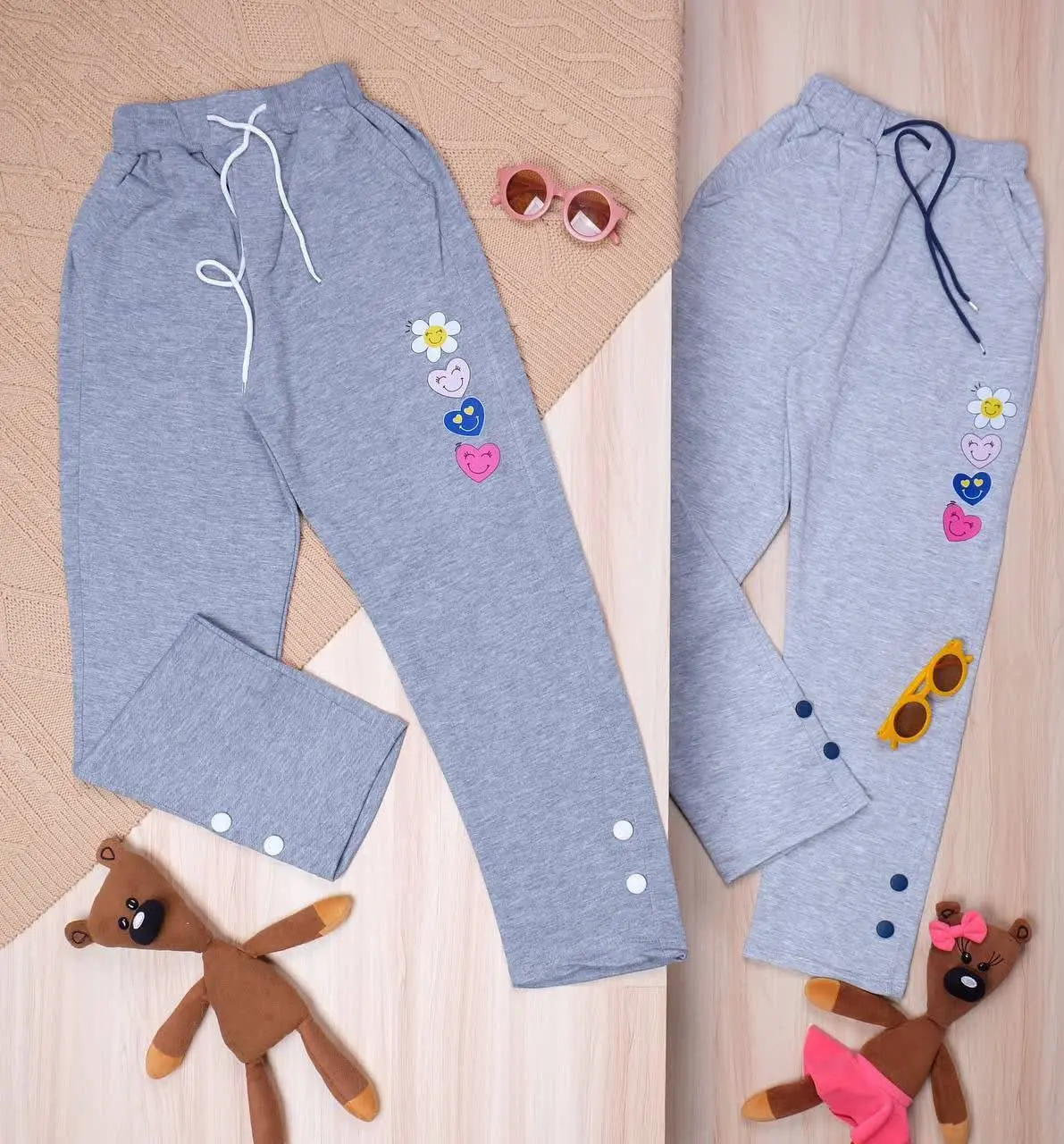 👫شلوار دخترانه ملانژ دکمه دار قلب و گل👫
