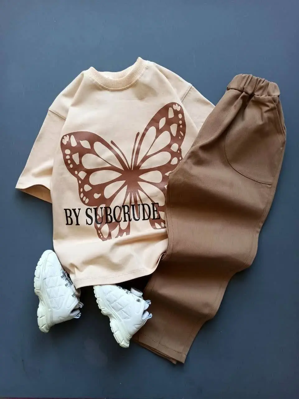 ست با شلوار کتان برای ۸تا ۱۶ سال✌🏽
