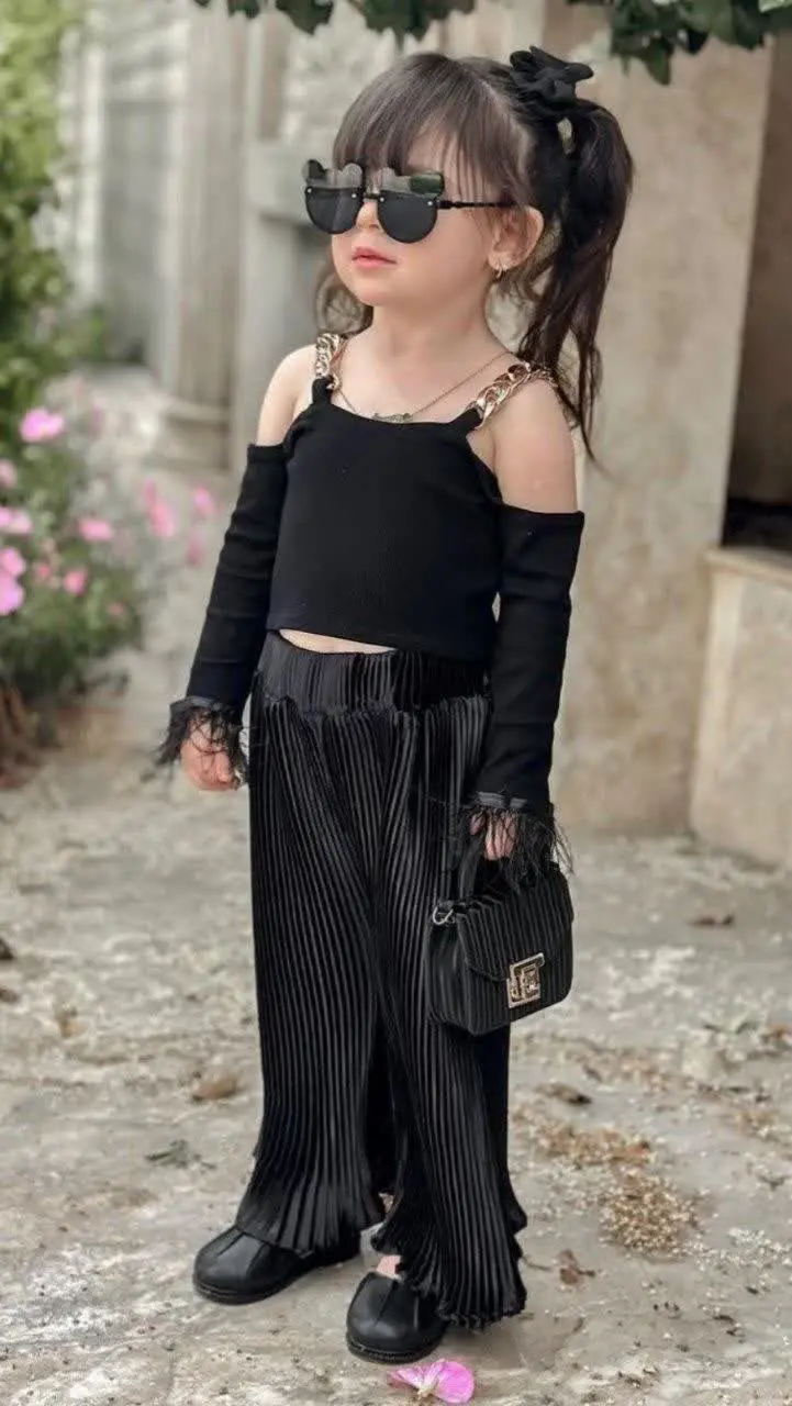 ─━━━━⊱🍫⊰━━━━
