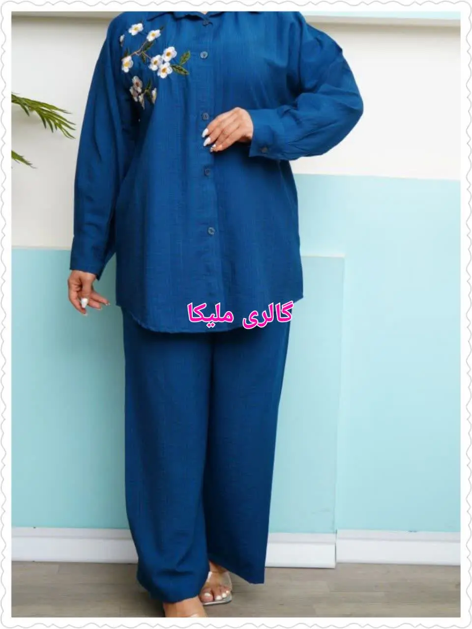 ست مانتو شلوار گلدوزی
