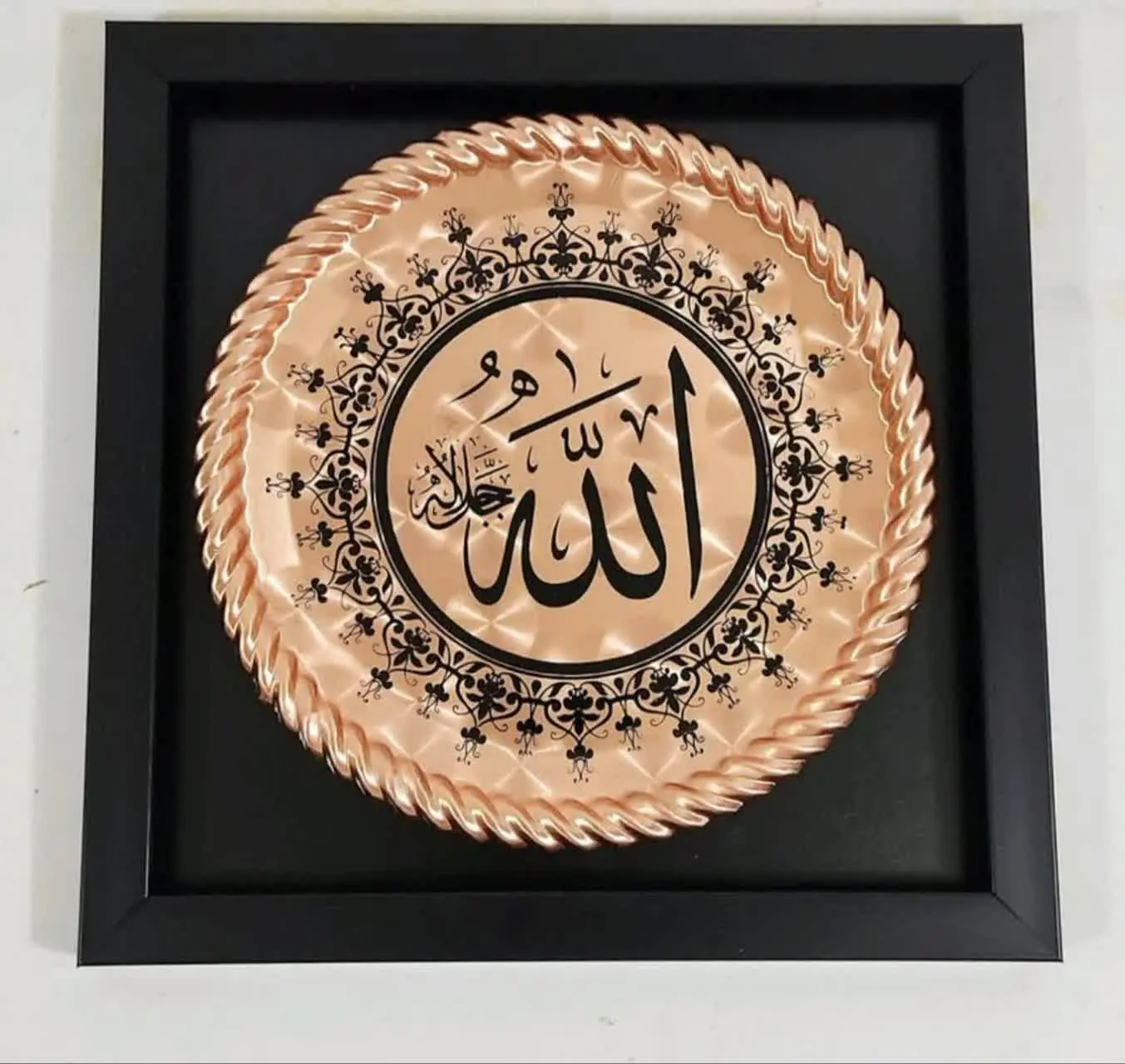 تابلوی زیبایی از #مس کار هنرمندان زنجانی 🎗🎗
