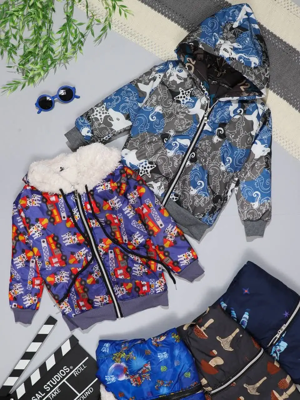 👫سویشرت خزدار چاپ میکس (فضا...