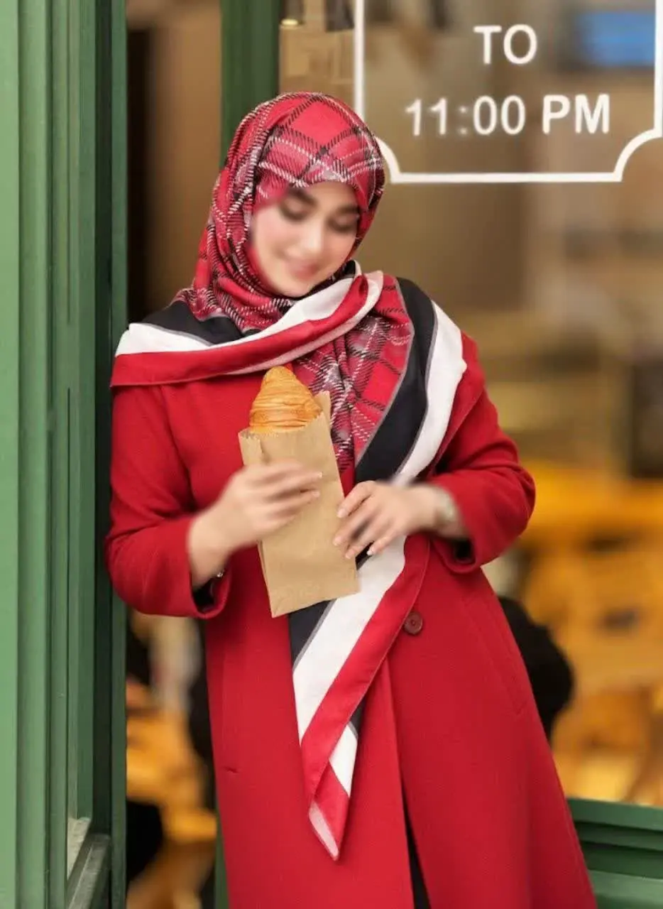 +این روسری جذابو با چه رنگ...