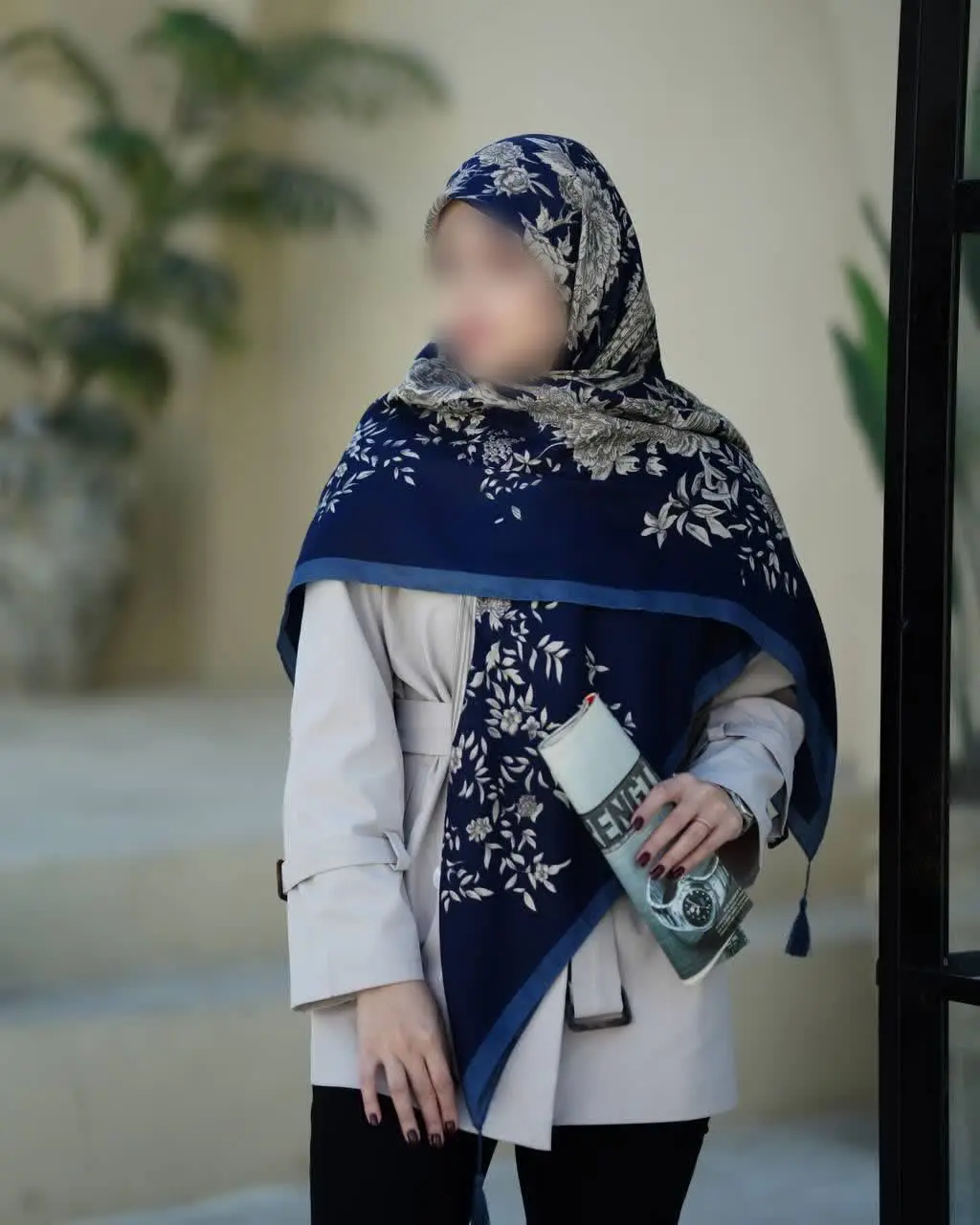 .. 👀 #روسری_سیا_اسکارف
