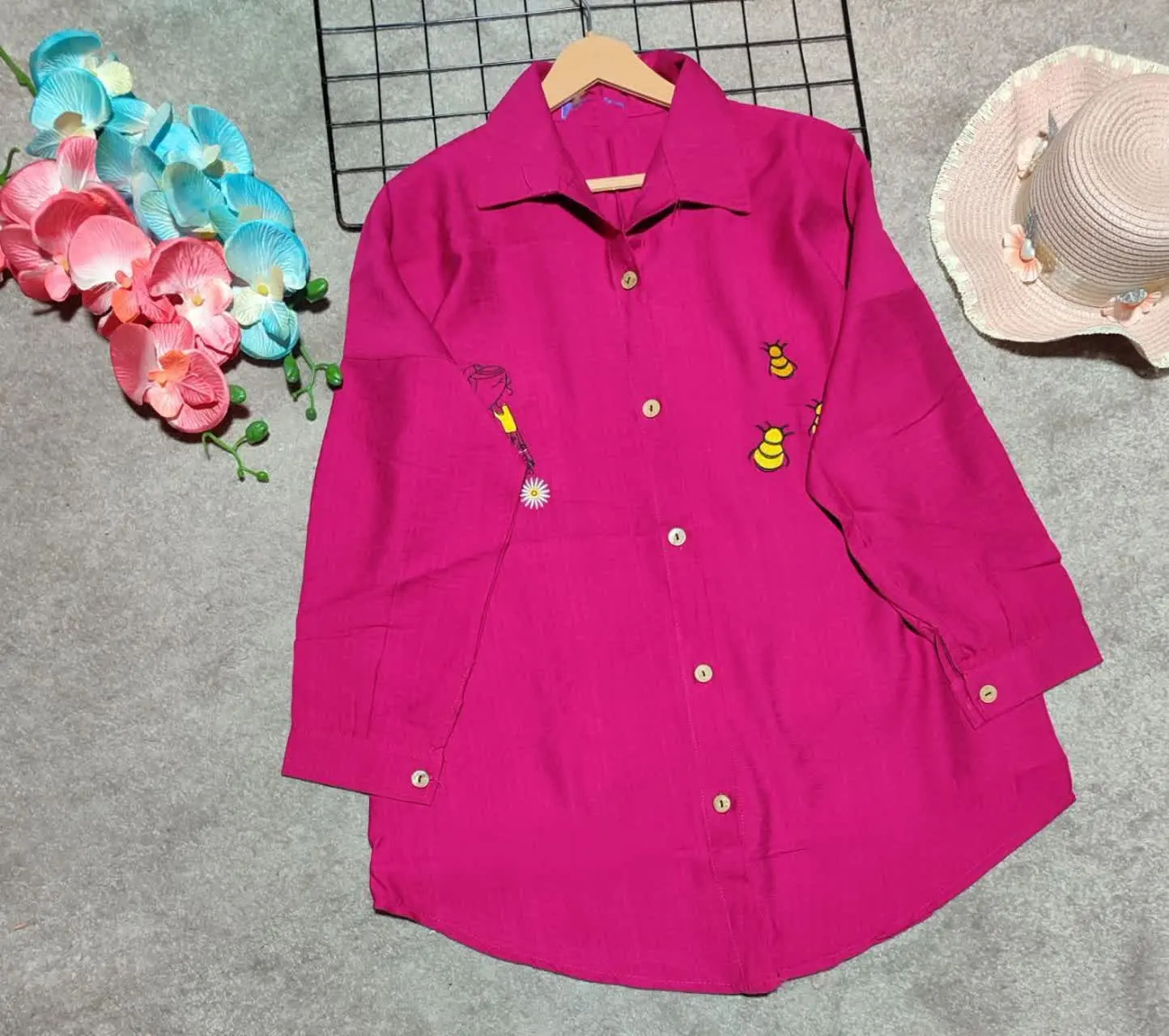 👚نام: شومیز گلدوزی بهاره ۱۳۲۴
