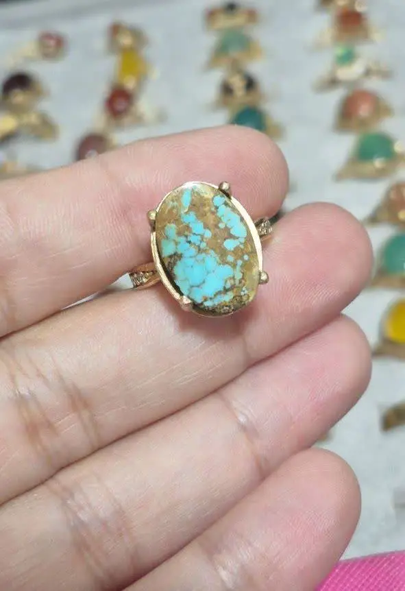 انگشتر فیروزه نیشابور نگین درشت 😍
