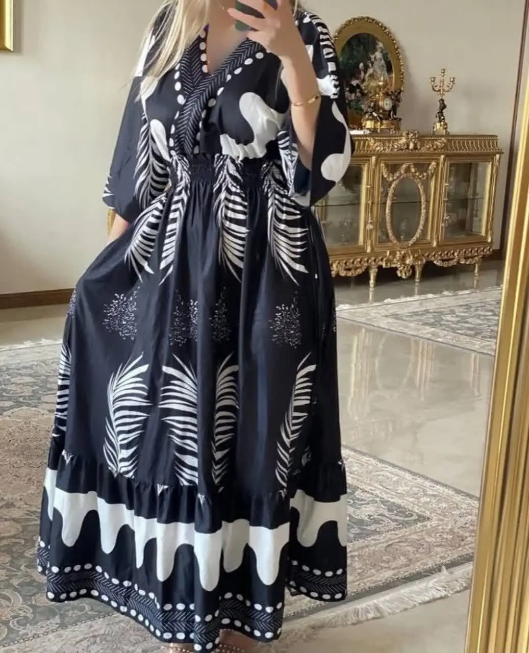 نام: پیراهن ساحلی ۱۵۸۴
