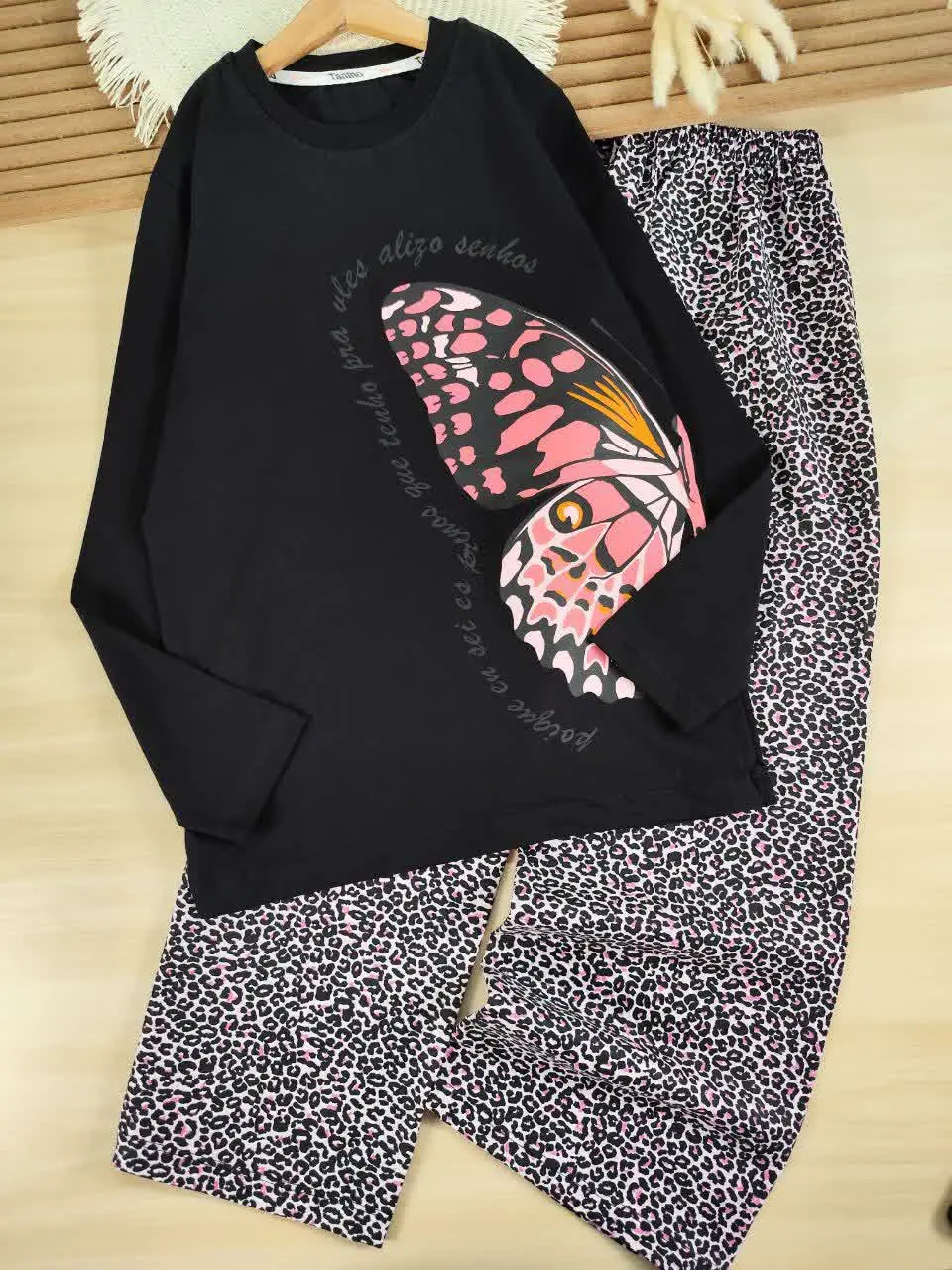 بلوز و شلوار پروانه تک بال