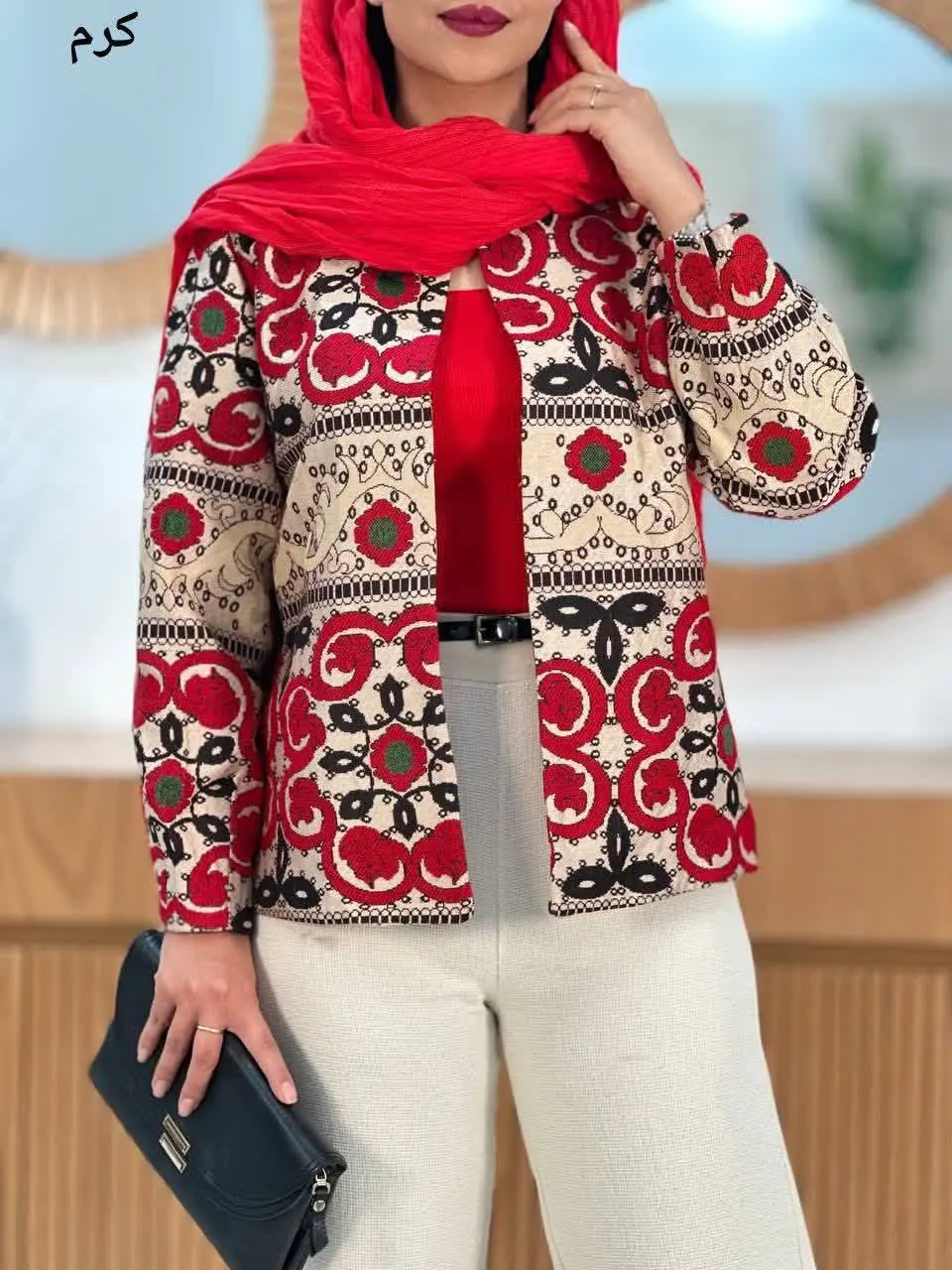 نام: کت لیانا
