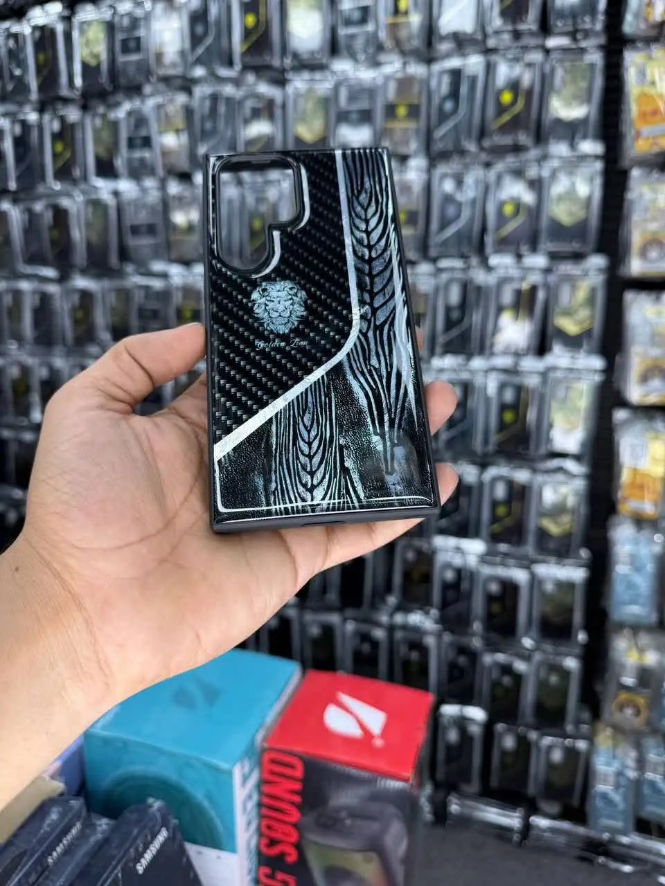 📱مدل قاب: قاب گلدن لاین براق و رزین شیک و اختصاصی مخصوص انواع #سامسونگ #شیائومی و #آیفون 
