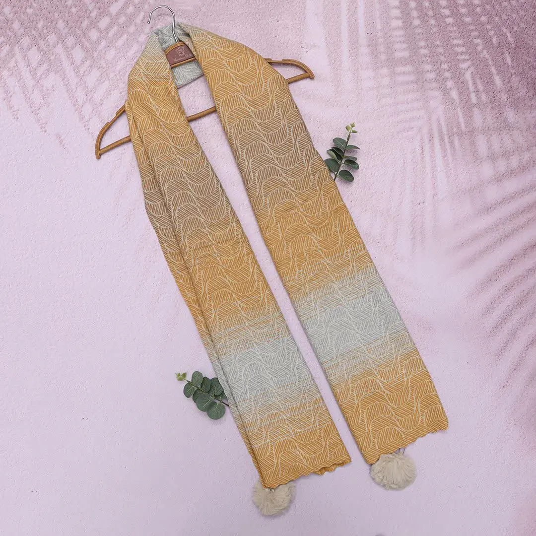 شال موهر پوم پوم دار😍
