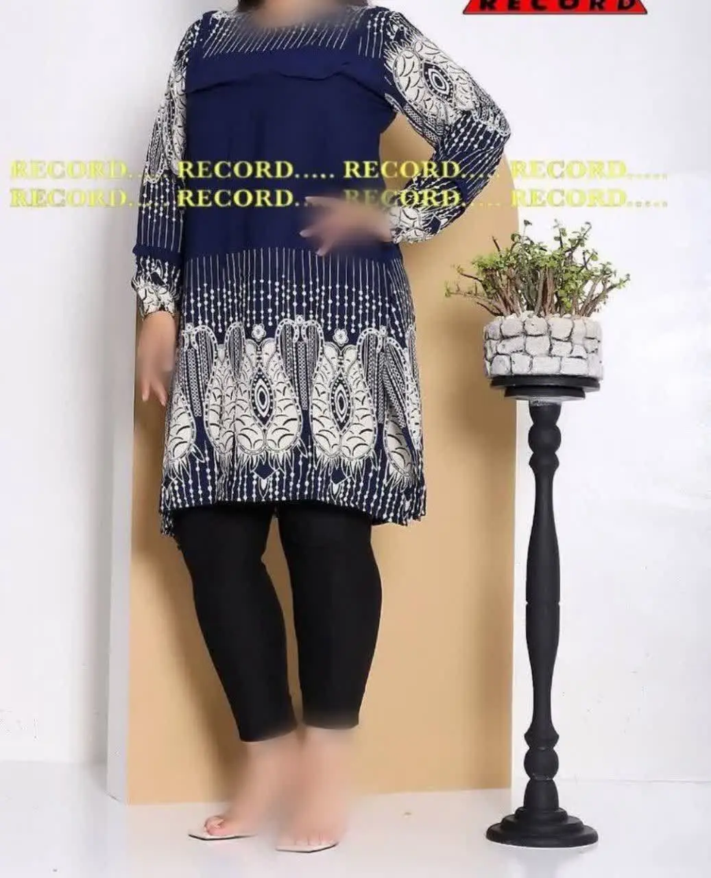 نام کالا: تونیک مانتویی نخی 
