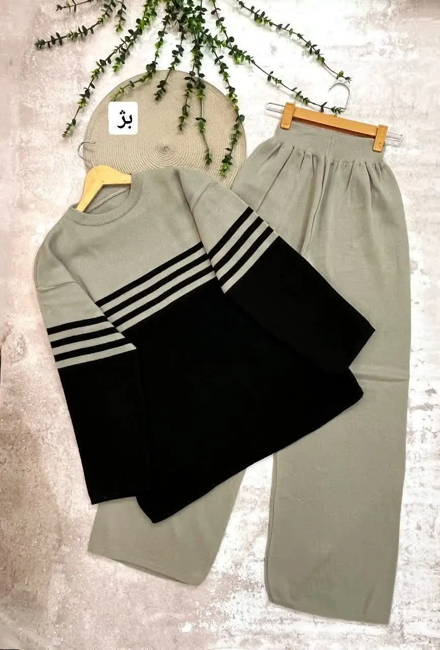 اگه یه ست بافت پرکاربرد میخوای که هم بلوزش باهمه استایلای زمستونیت ست بشه هم شلوارش، این مدل برای توعه☃️🔥

