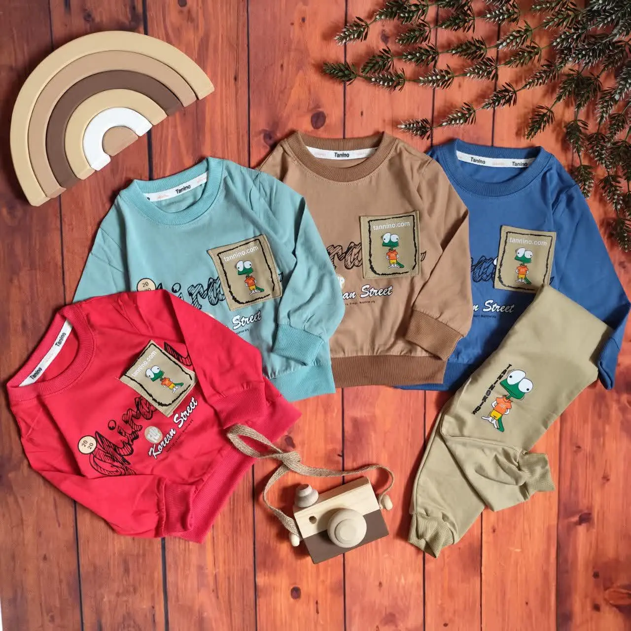 😍ست بلوز و شلوار طرح رنگو،...