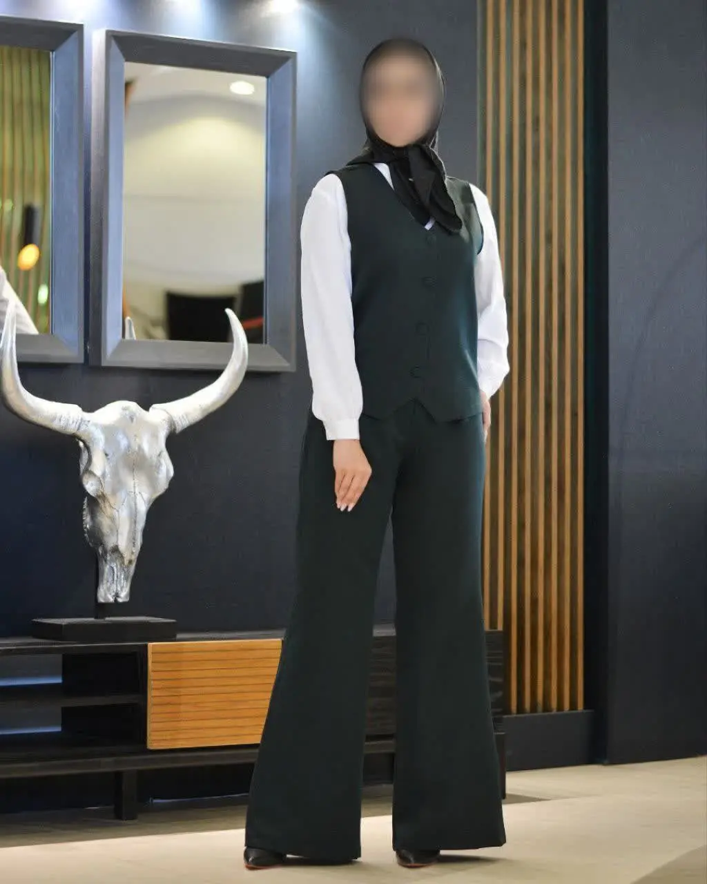 نام: کت شلوار جلیقه دالیا
