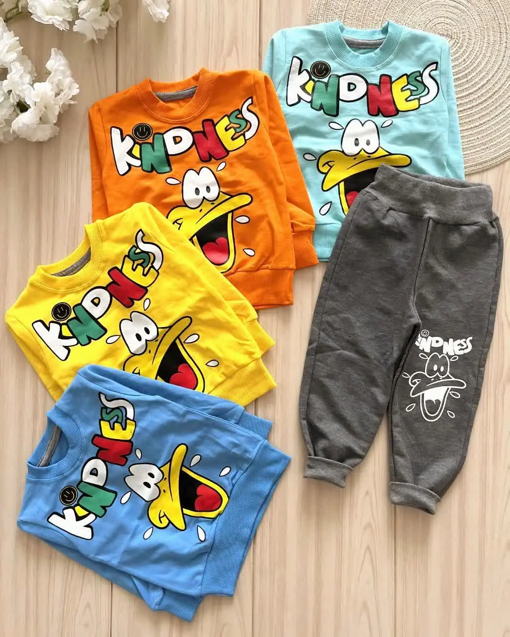 بلوز شلوار اردک متعجب
