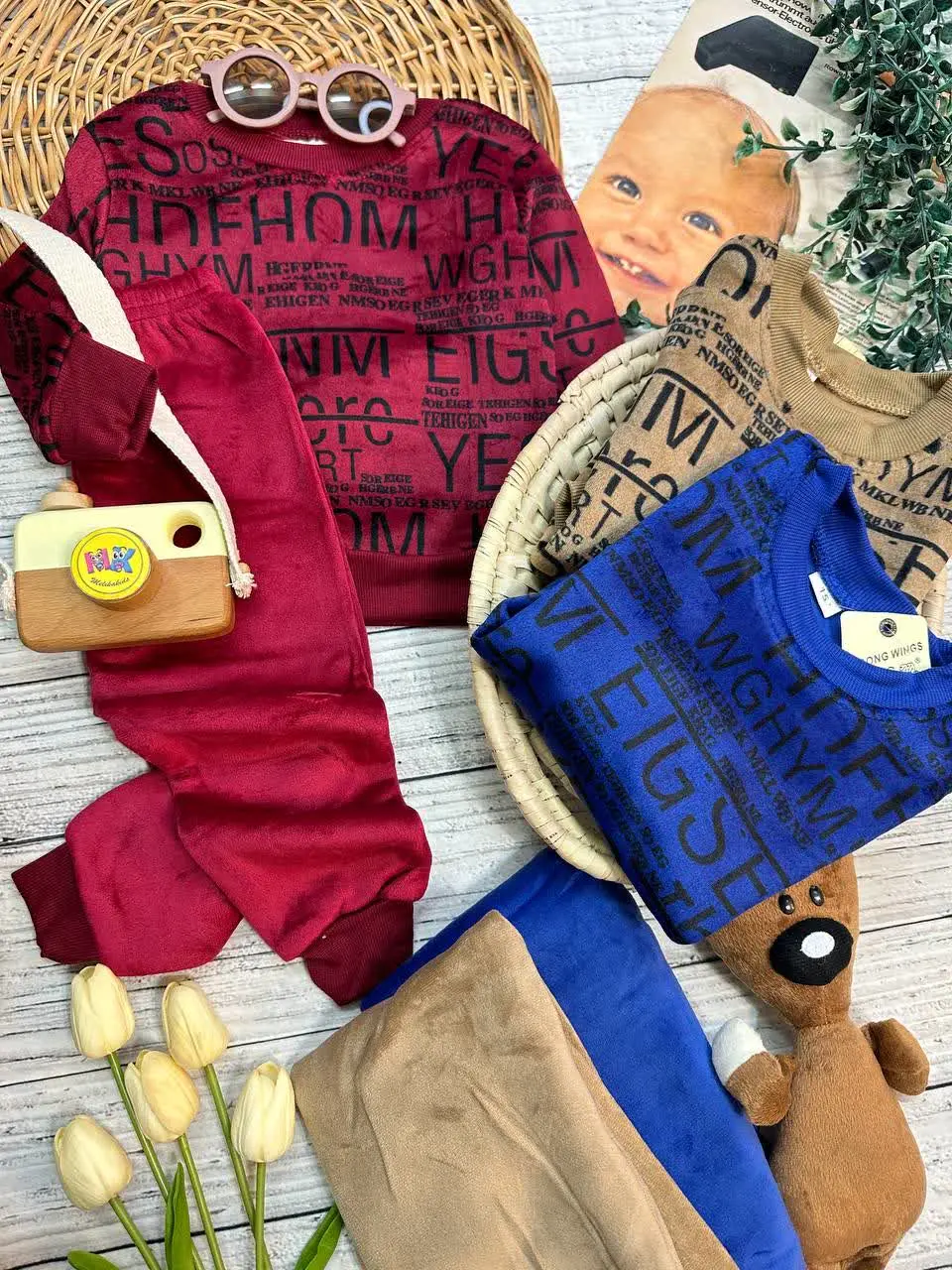 بلوزشلوار مخمل توکرکی طرح حروف ریز انگلیسی نوزادی و کودک کد ۱۷۳۱۱۷ 
