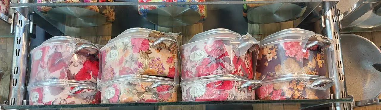 قابلمه ۵ پاچه گلدار 😍😍
