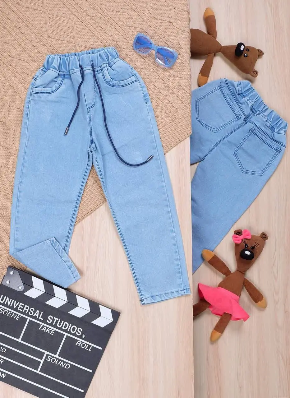 👫شلوار جین آبی یخی مام فیت ساده👫
