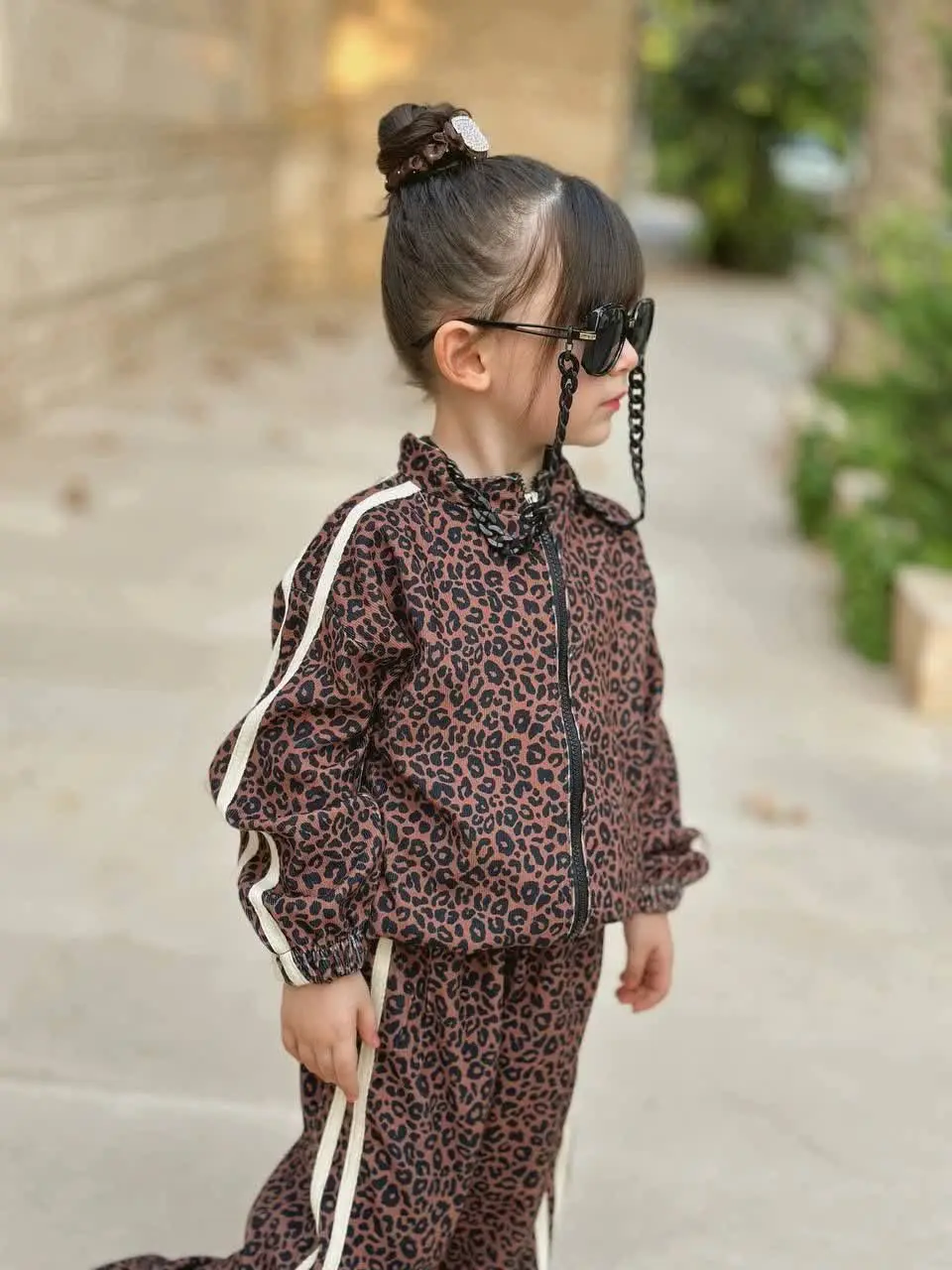 مگه داریم از این ست خفن تر...