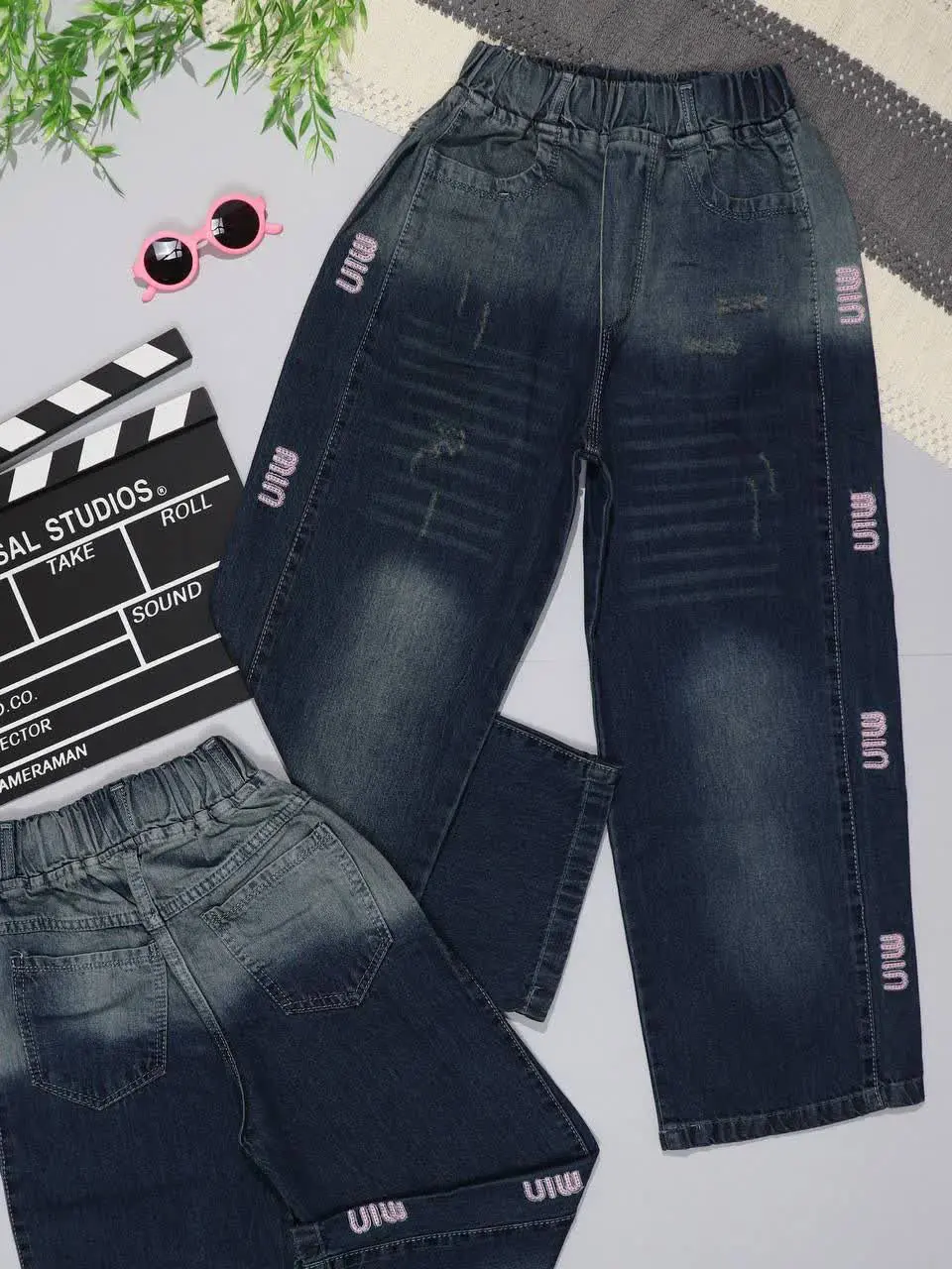 👫شلوار جین بگ گلدوزی MIN سبز 👫
