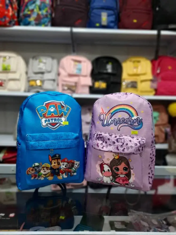 کوله مهد در طرح‌های مختلف دخترانه و پسرانه
