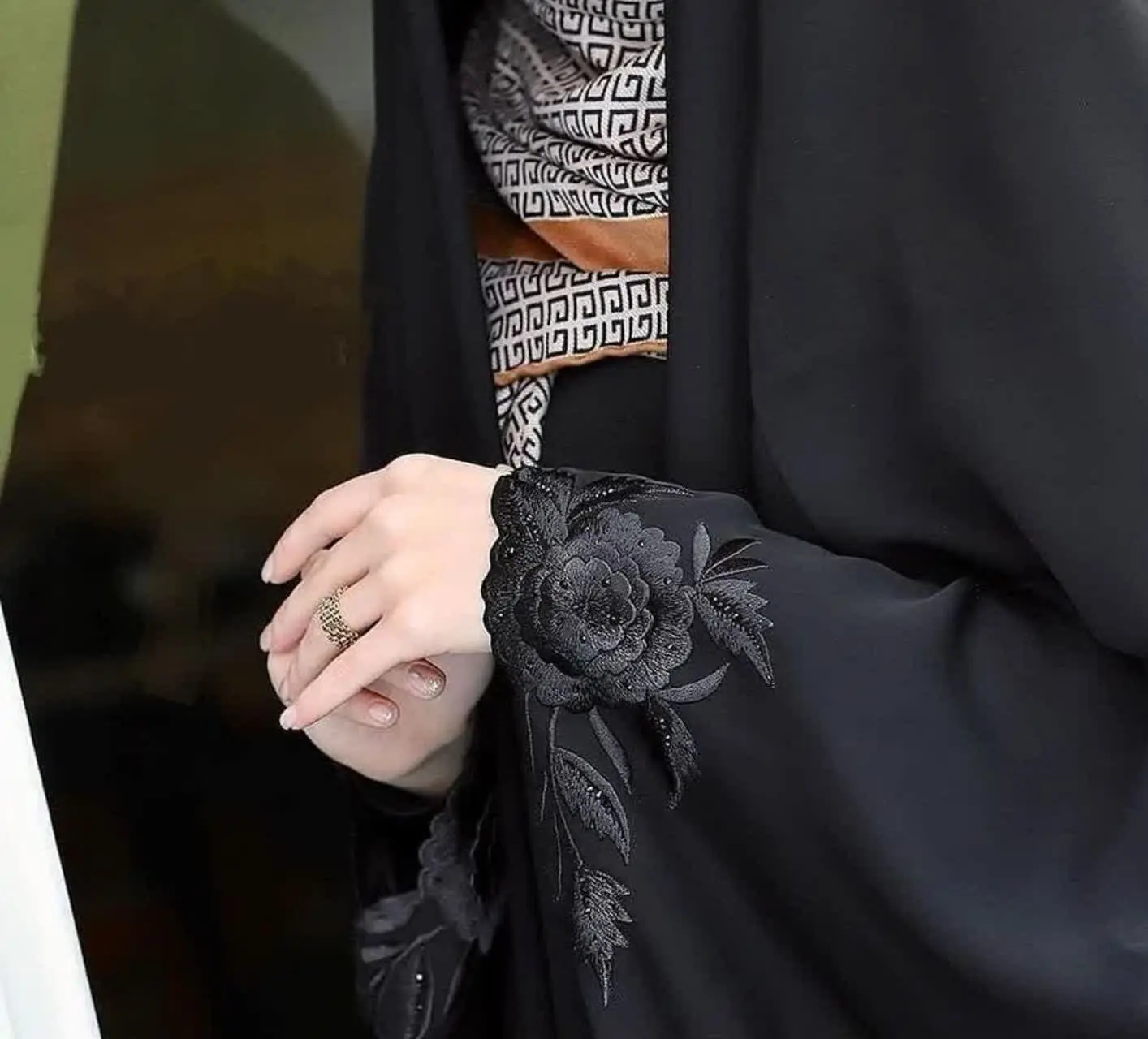 ✅چادر عربی کرپ کره گلدوزی شده تنخور عالی👌
