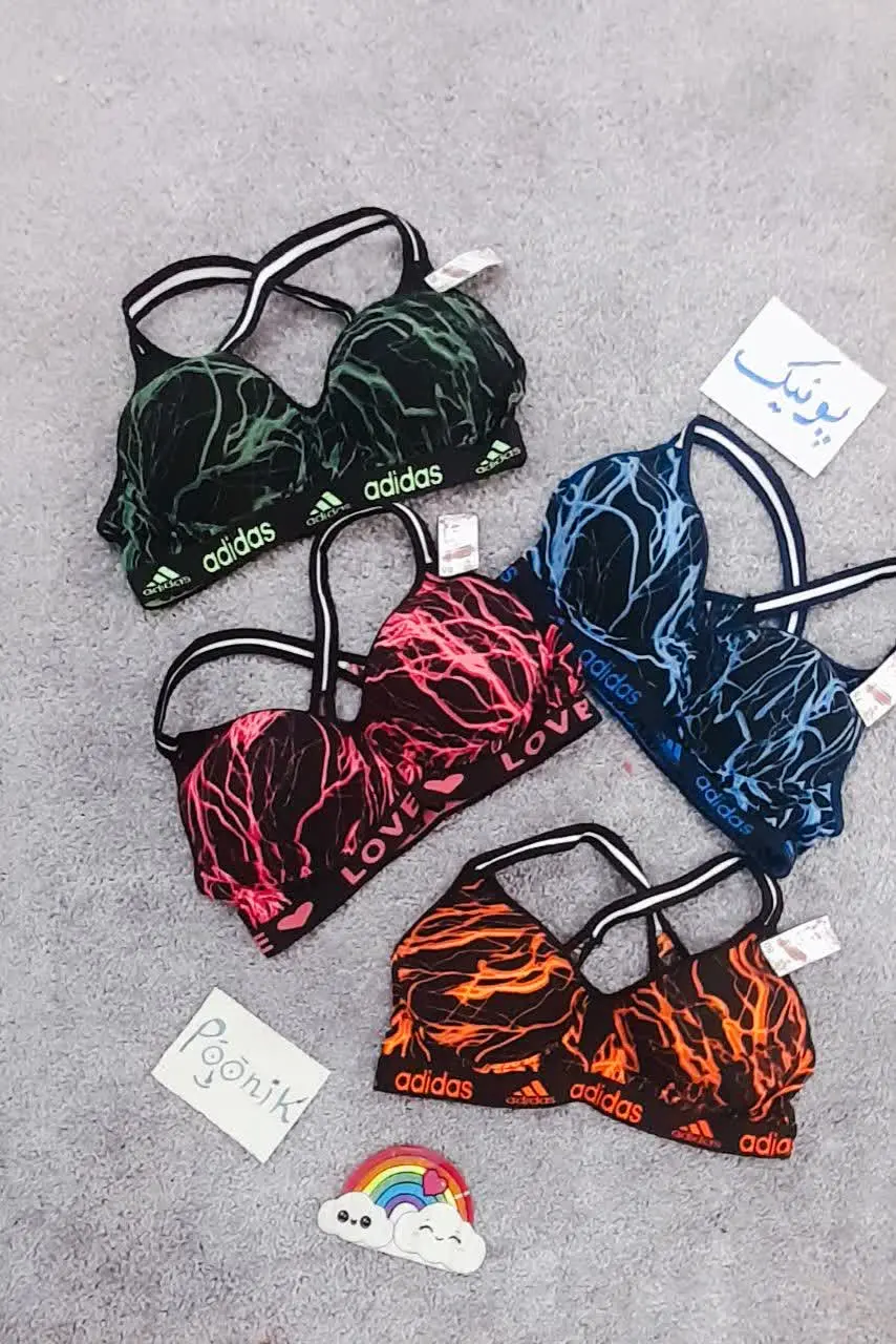 سوتین اسفنجی رسید ….. 
