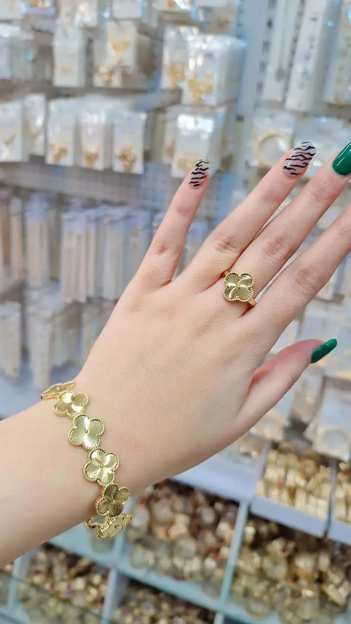 دستبند انگشتر ونکلیف طرح طلا