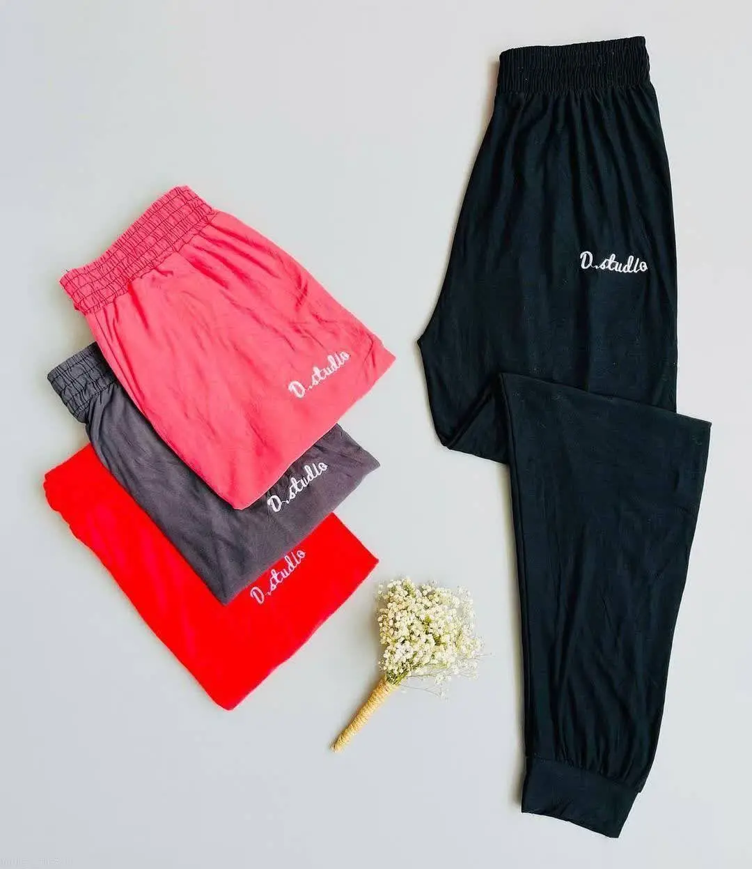 🌸 به درخواست ماهانیای عزیز شلوار گیاهی بدون حساسیت وارداتی هم شارژ شد. 
