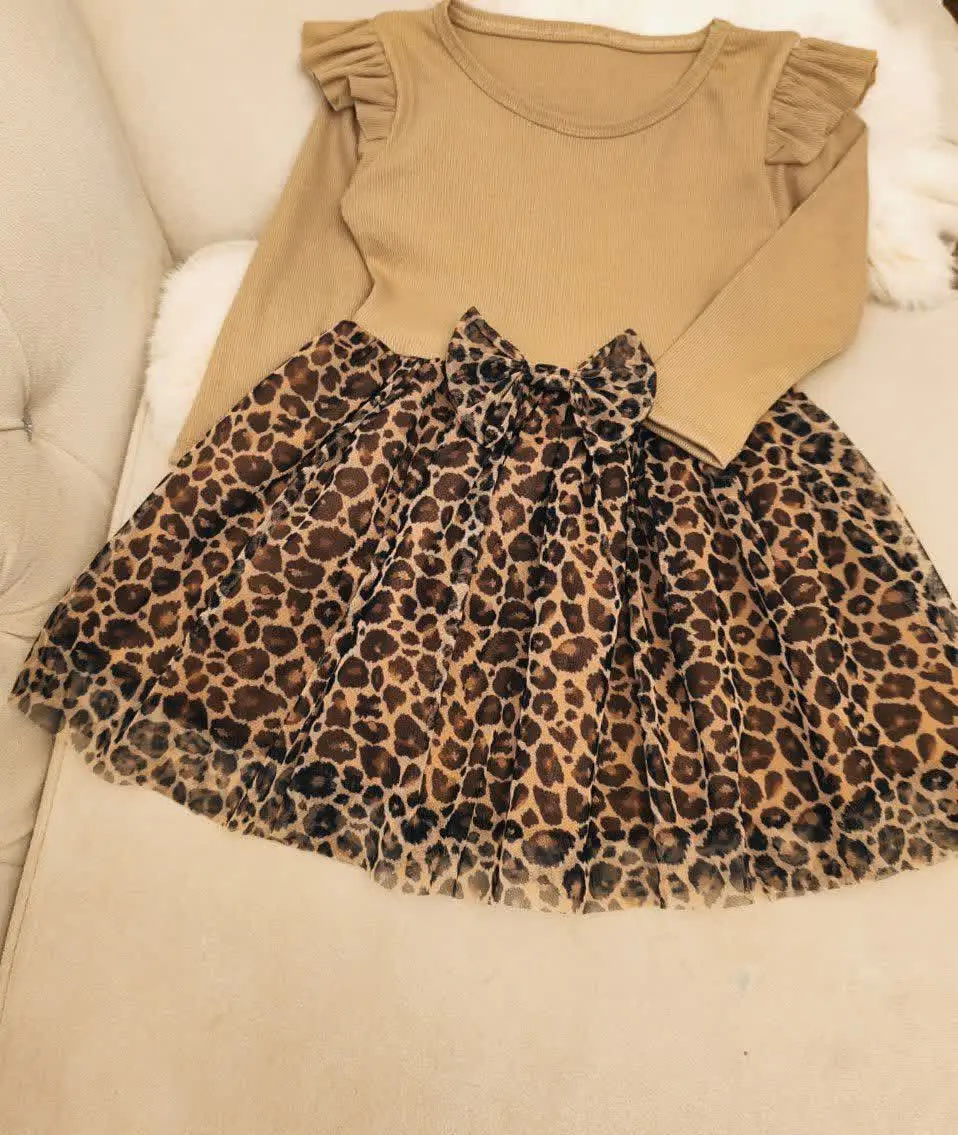 اینبار یه پیراهن آوردیم از اون پیراهن هایی که هر کی ببینه عاشقش میشه 😍
