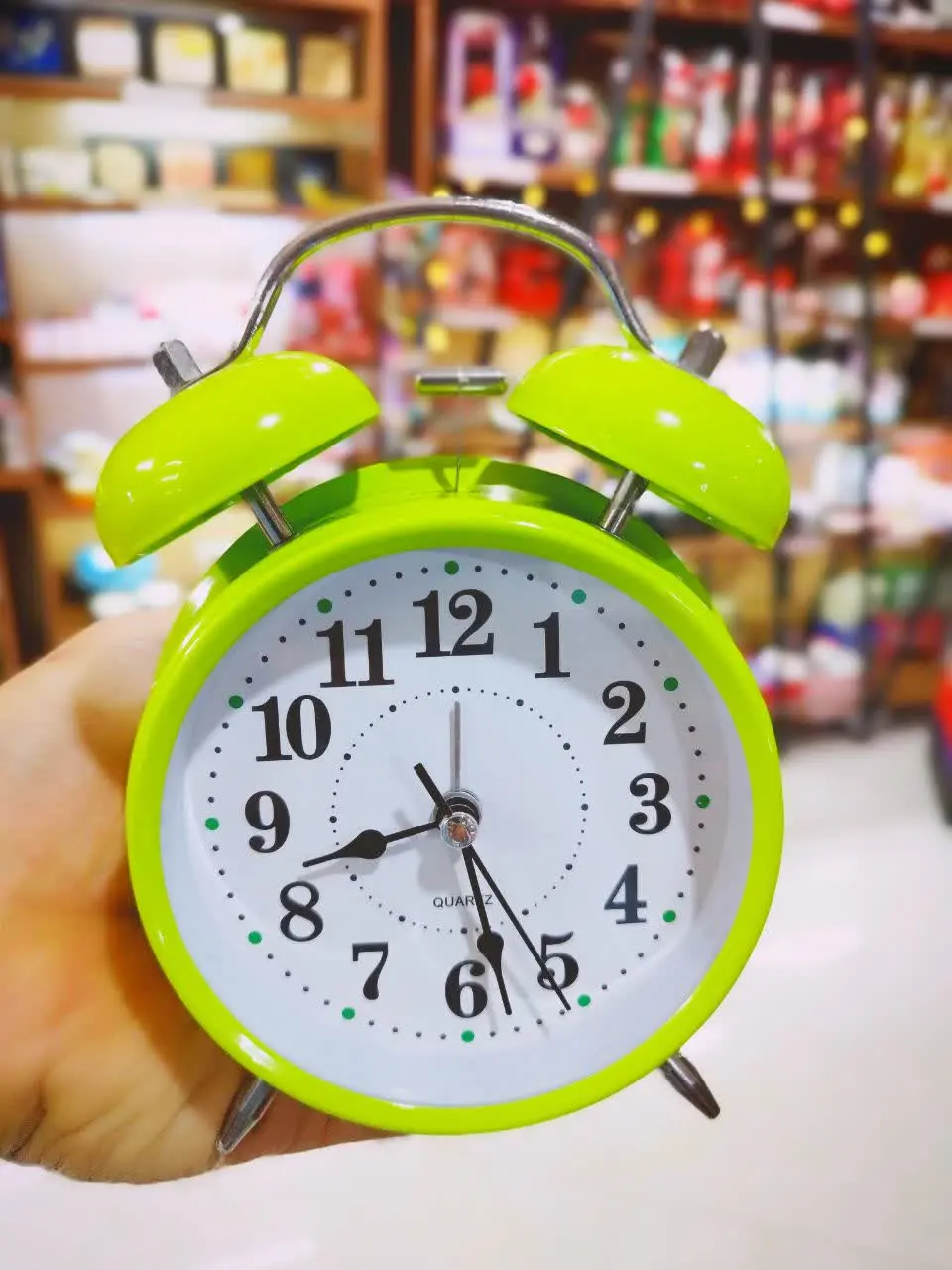 ساعت گرد زنگ خور🤗
