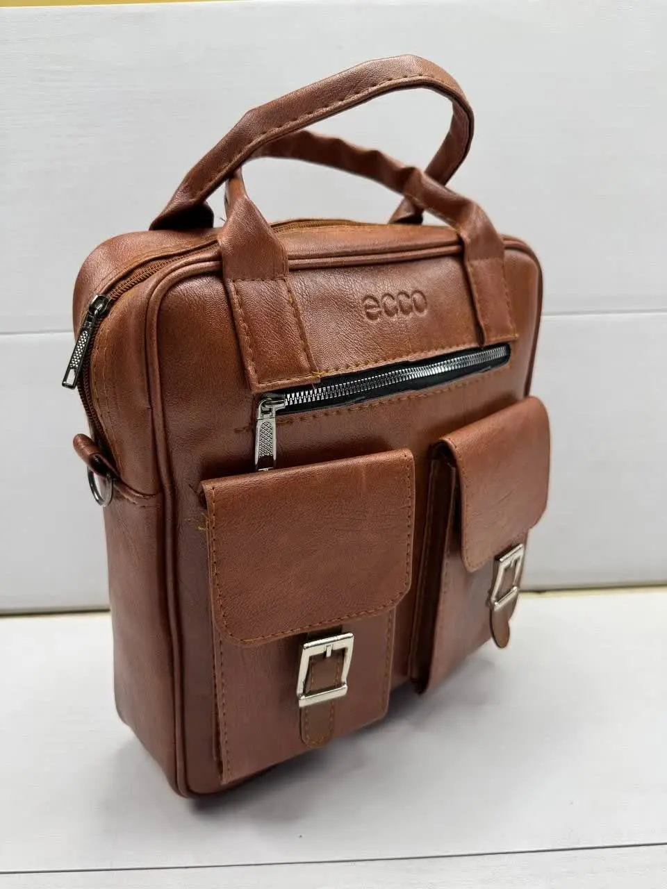 💞نام: سه کاره اداری و دانشجویی