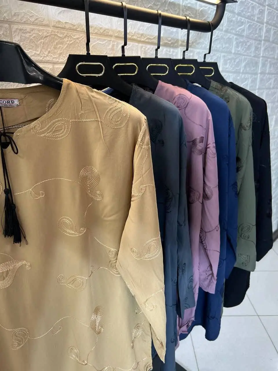 👚نام: گیتی
