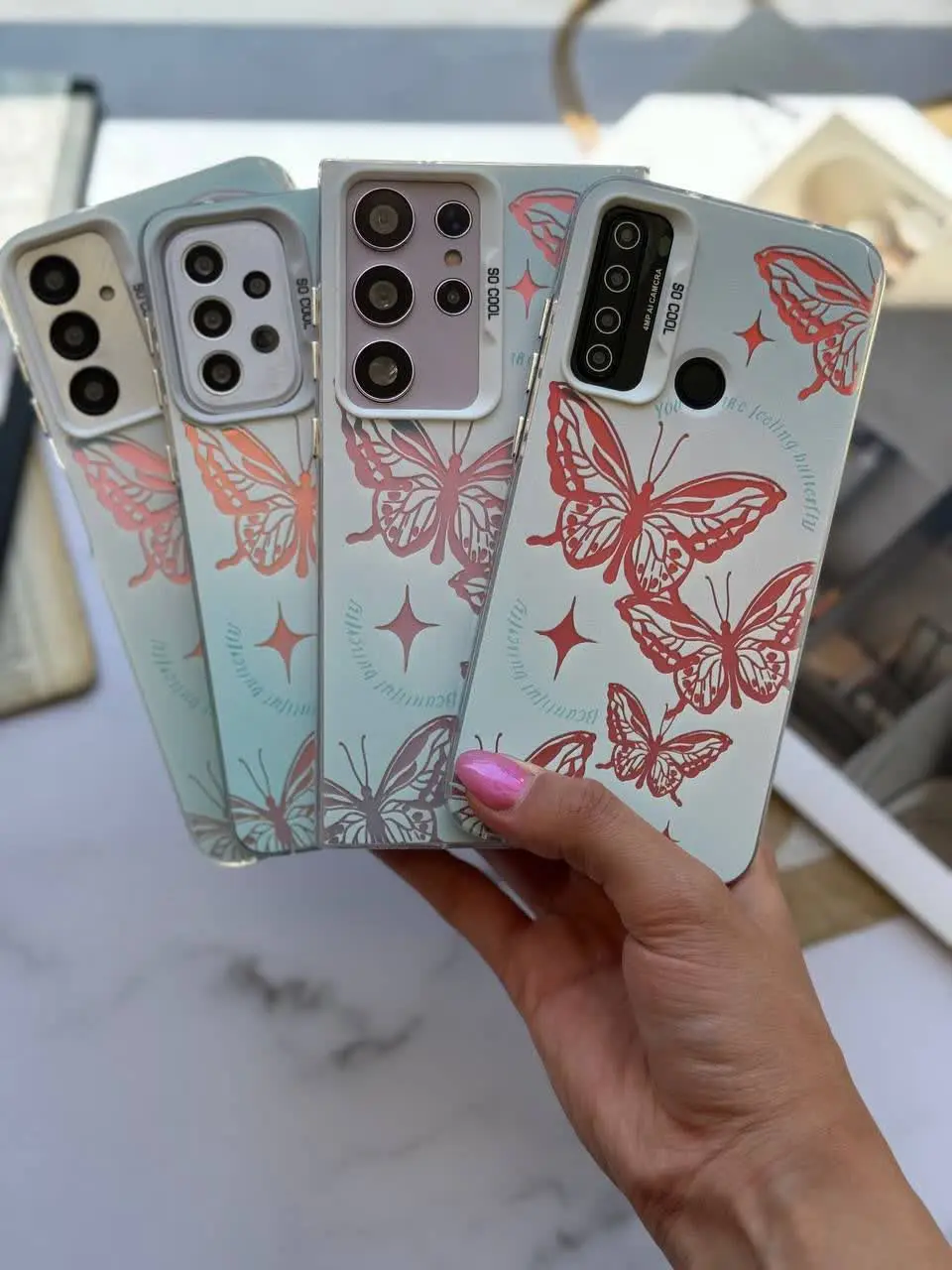 📱مدل قاب: قاب سوکول پروانه هولوگرامی مخصوص انواع #سامسونگ #شیائومی و #آیفون
