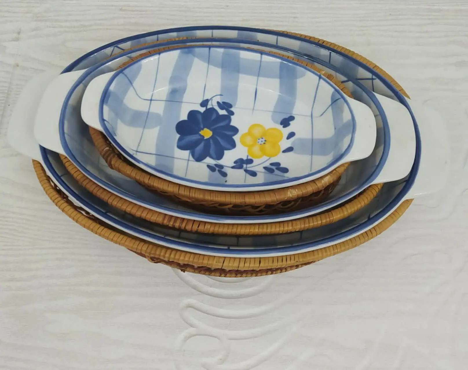 ست تابه‌ی بیضی گل آبی 💙💛 
