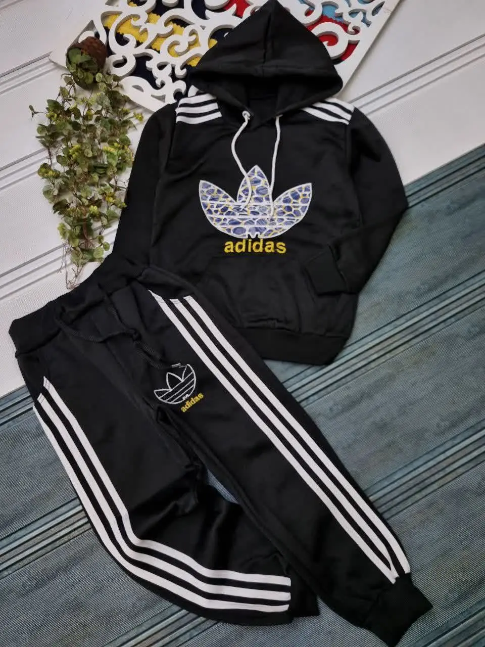 🇮🇷🧥🧶👗👚🎽👕👖👔💎
