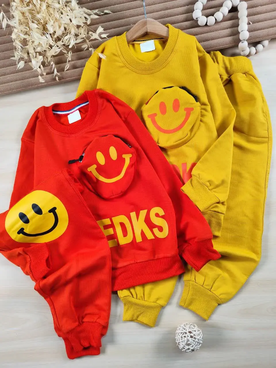 بلوز و شلوار ایموجی جیبی