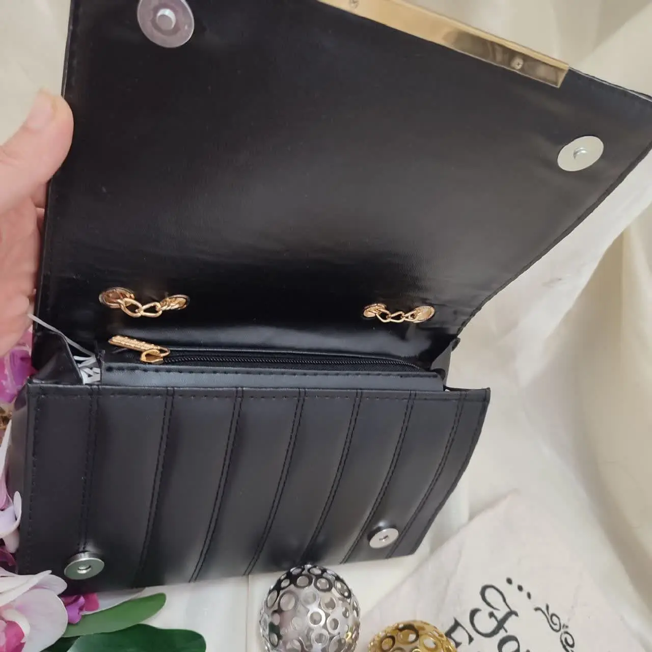 🌸 نام: کیف گلد 
