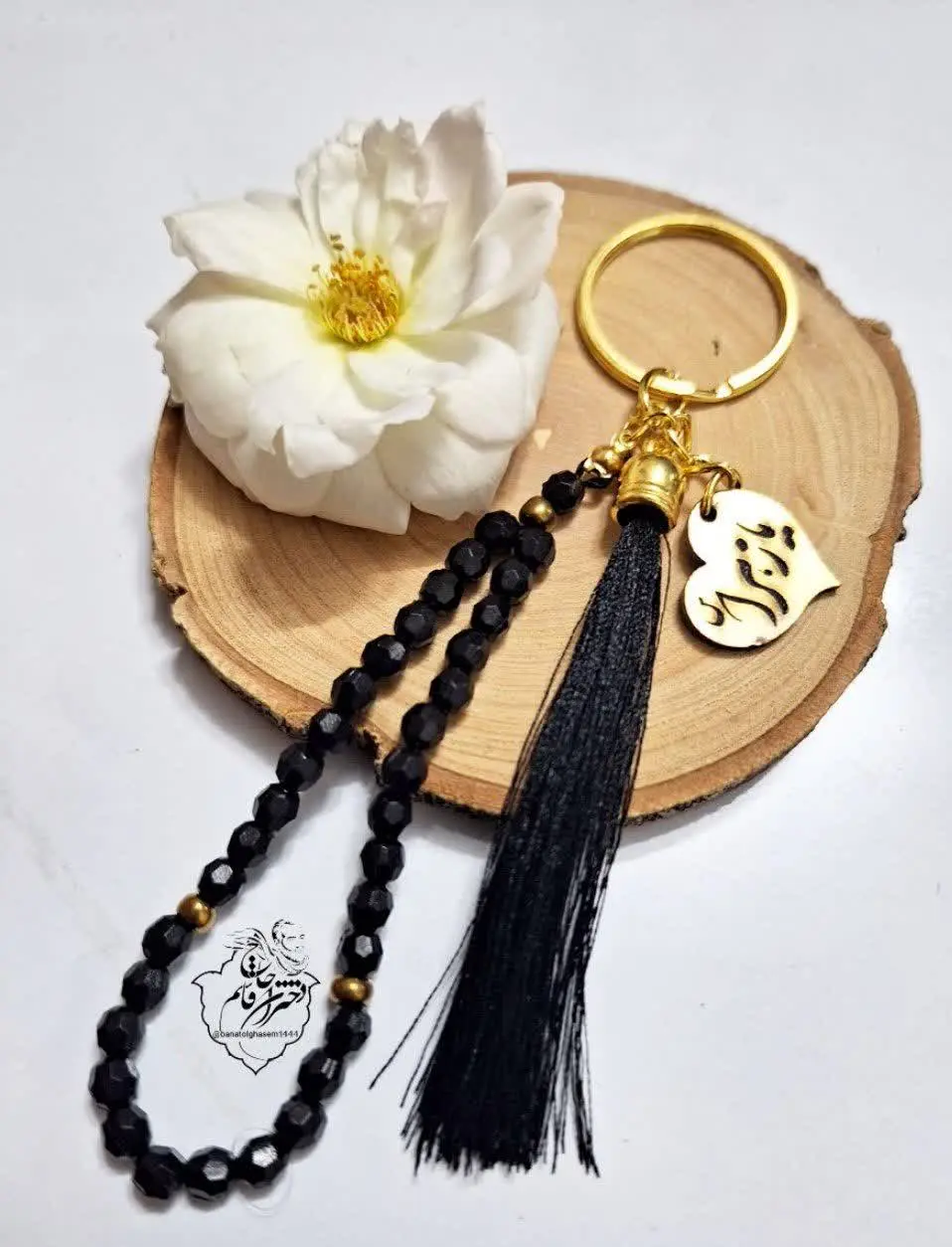 🟡 همراه با پلاک اسامی اهلبیت