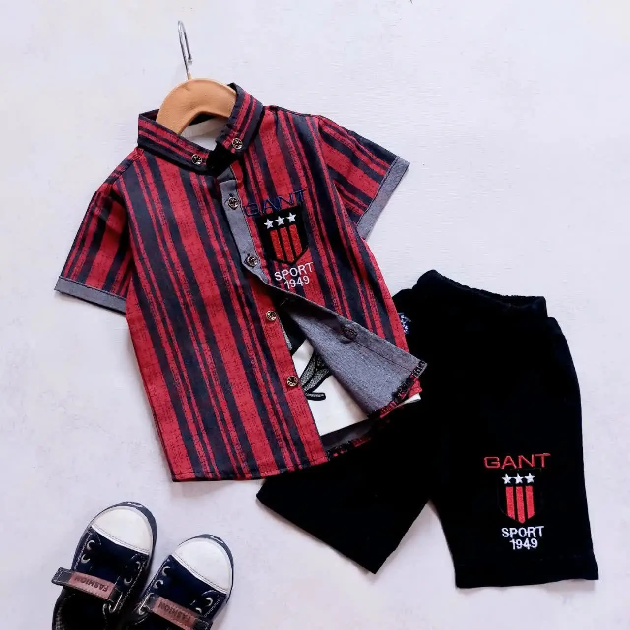 سه تیکه جذاب پسرانه GANT
